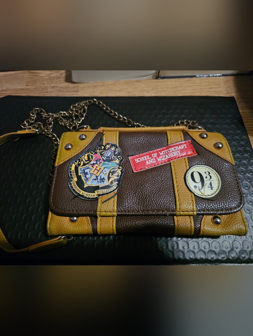 Hogwarts Luggage Styled Wallet/Clutch Purse